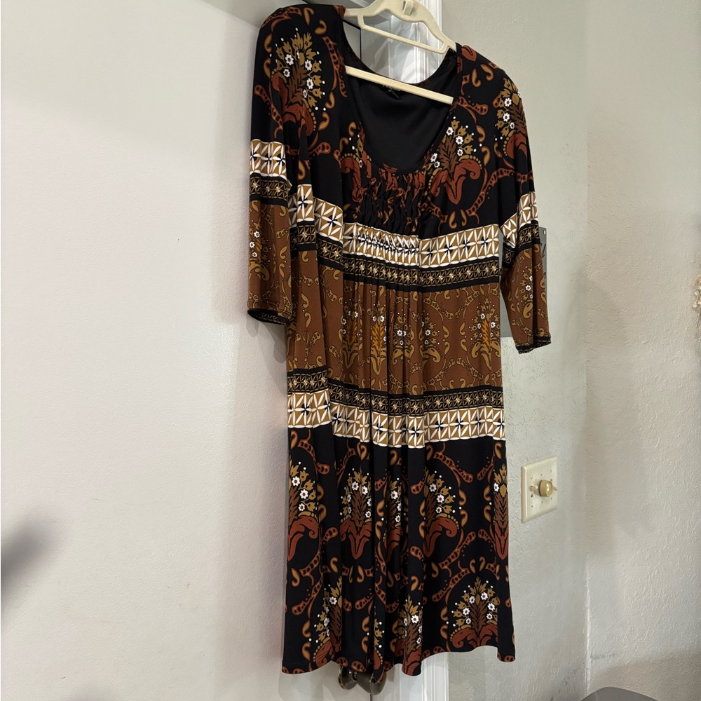 Brown Jersey Knit Dress With Matching Necklace Size 14 - Fun Wardrobe Addition